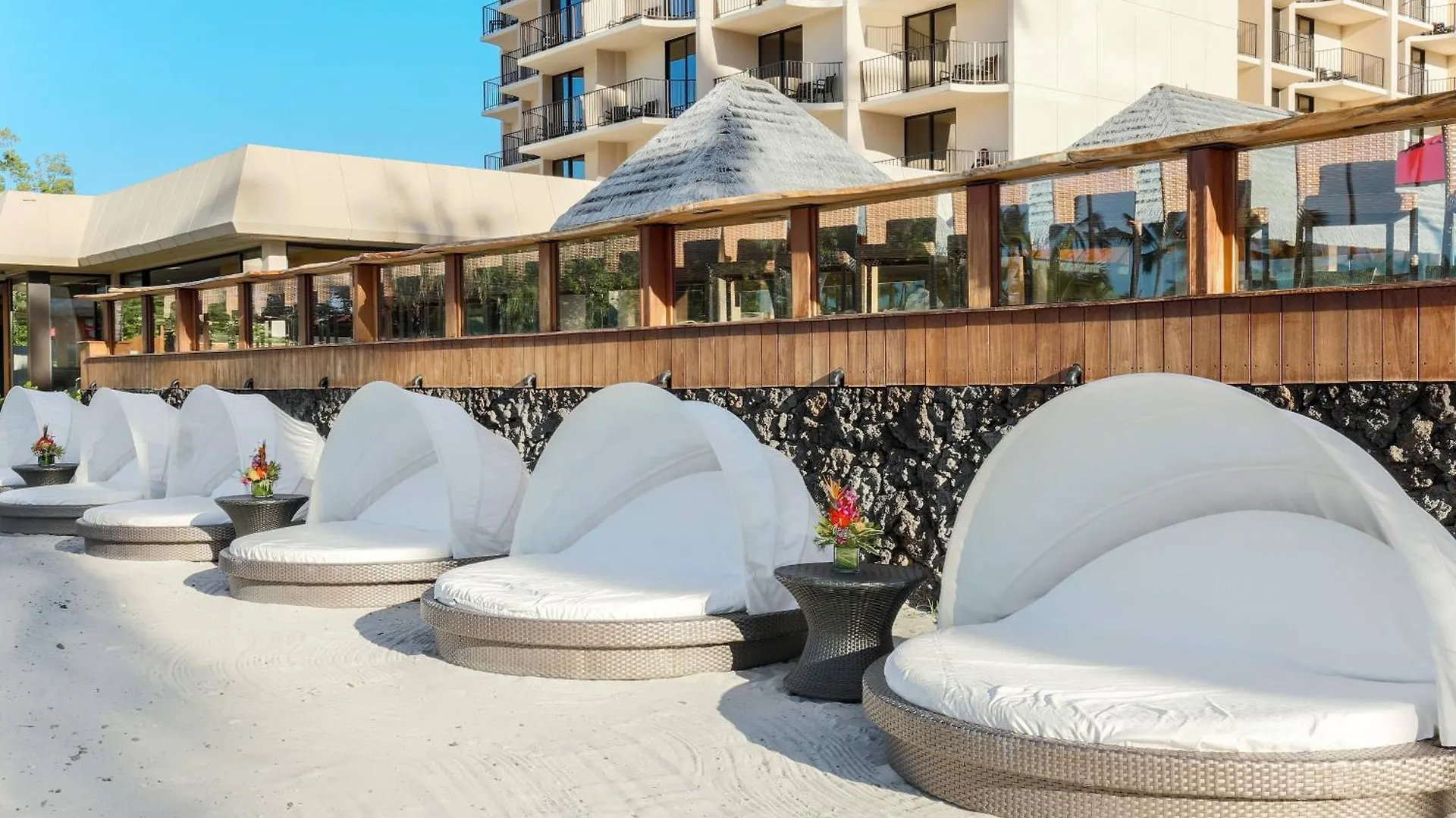 Courtyard By Marriott King Kamehameha'S Kona Beach Hotel Kailua-Kona