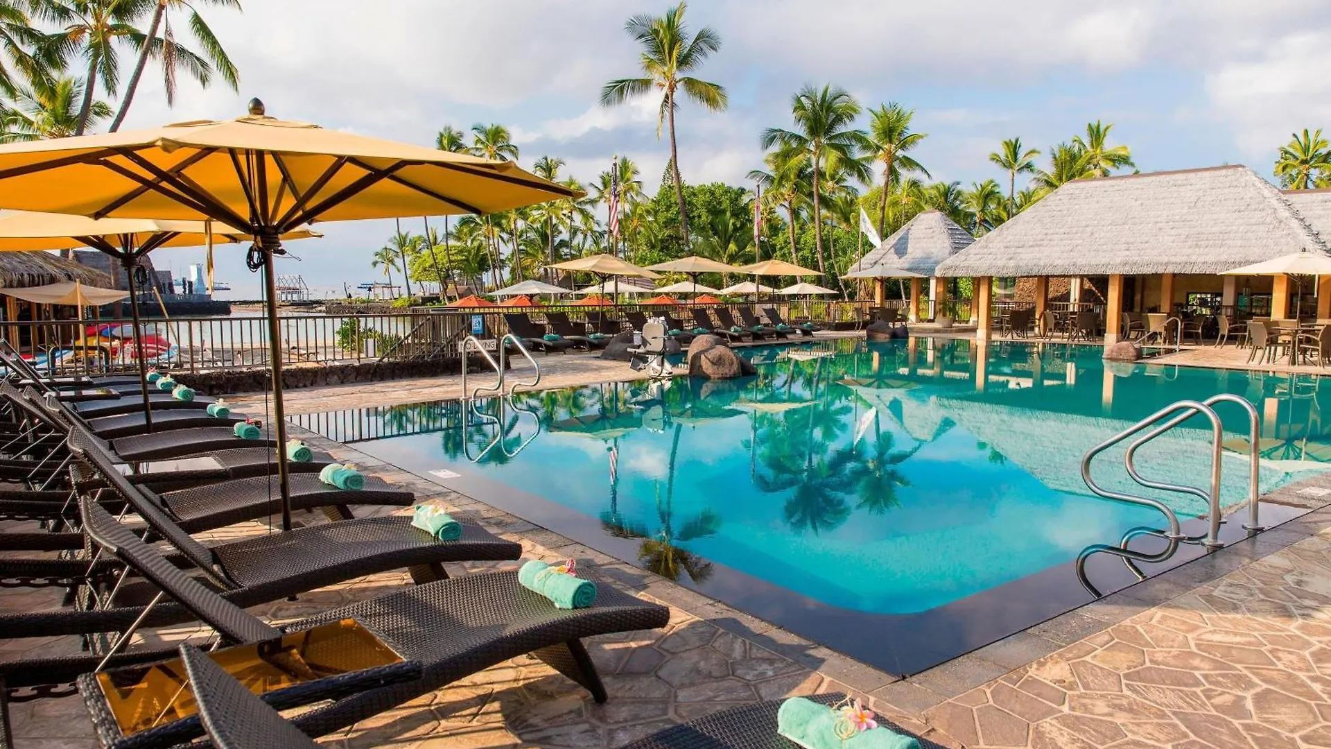 Courtyard By Marriott King Kamehameha'S Kona Beach Hotel Kailua-Kona