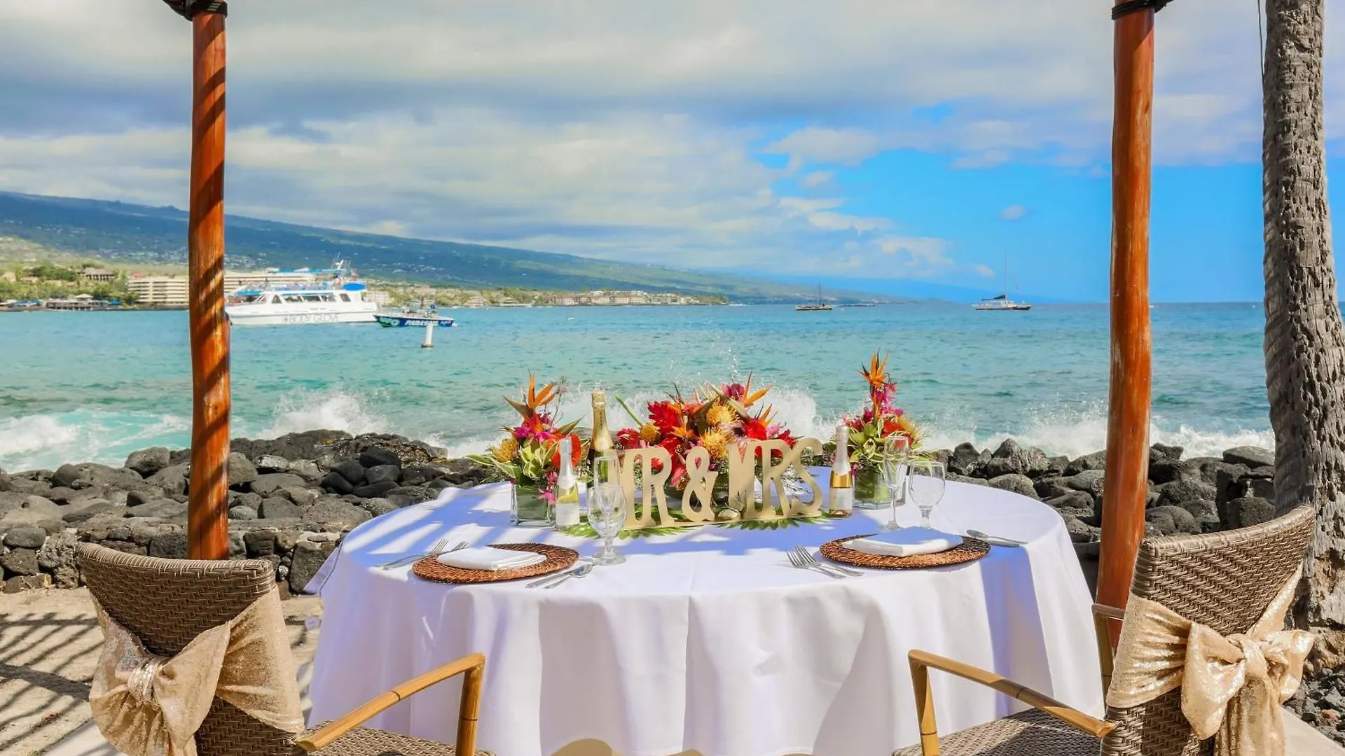 Courtyard By Marriott King Kamehameha'S Kona Beach Hotel Kailua-Kona